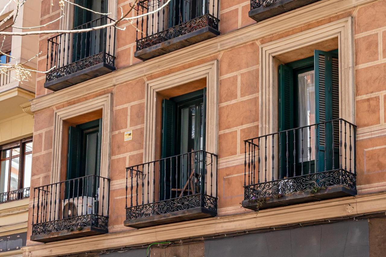 Centrico Plaza Espana - Gran Via Madrid Luaran gambar